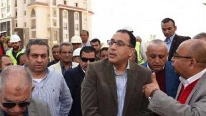 رئيس الوزراء يزور