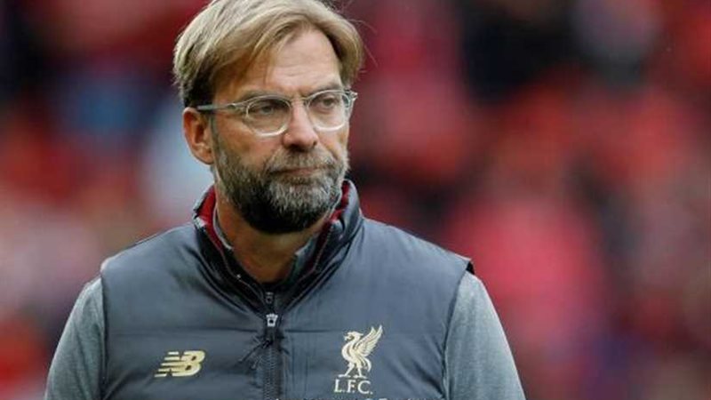 كلوب يكشف عن فريقين