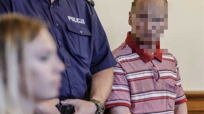 المؤبد لبولندي أجبر