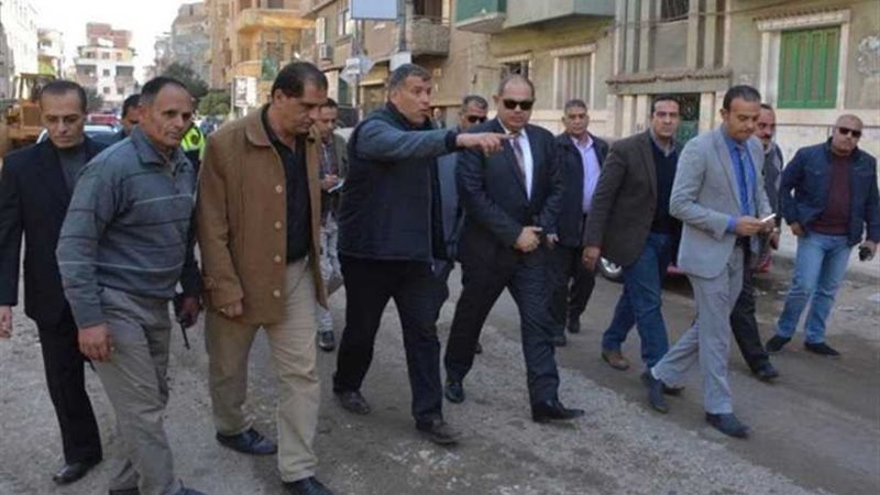 بدء رصف شارع ابن