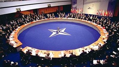 الناتو يؤكد مواصلة مهامه في أفغانستان بعد إعلان الانسحاب الأمريكي