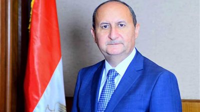 وزير الصناعة: نحرص على توسيع مجالات الاستثمار مع دول إفريقيا ووسط آسيا وشرق أوروبا