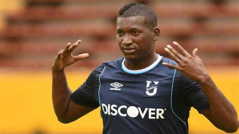 نادي بيراميدز يعلن