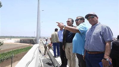 21 مليار جنيه لإنشاء وتطوير طرق بأطوال 690 كيلومتر خلال 2018