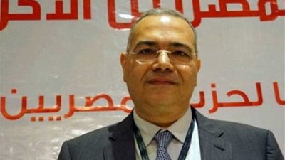 عصام خليل يزور أقباط الكاثوليك للتهنئة بعيد الميلاد المجيد