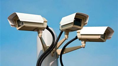 كاميرات مراقبة في الشوارع العامة والميادين لتأمين أعياد الميلاد في كفر الشيخ