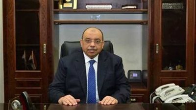 وزير التنمية المحلية يستعرض مع محافظ الشرقية إنجازات الخطة الاستثمارية