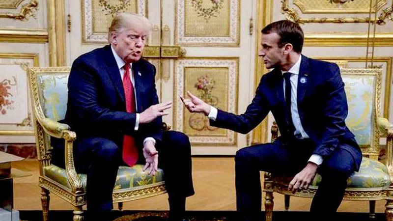 ماكرون يأسف لقرار