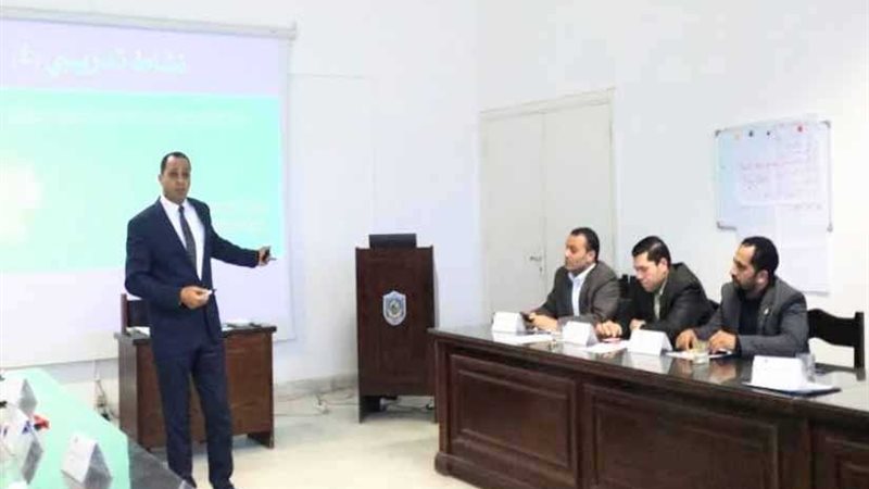 رئيس جامعة دمنهور