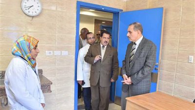 محافظ أسيوط يفتتح مركز صنبو المتميز للخدمات الصحية للأم والطفل..(صور)