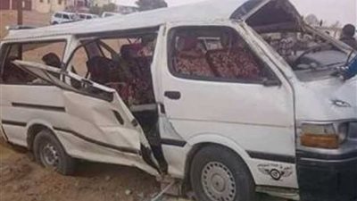 انقلاب ميكروباص وإصابة 9 مواطنين بطريق العامرية