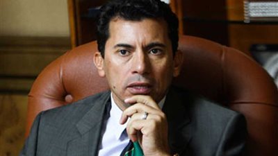 أشرف صبحي: يوجد تفاعل مثمر بين مصر والإمارات