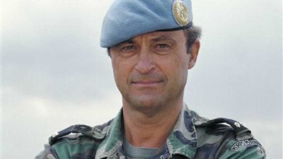 المراقب الأممي يسلم الحكومة اليمنية والحوثيين آلية تنفيذ الانسحاب من ميناء ومدينة الحديدة