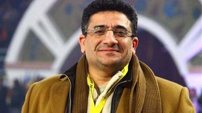 دقيقة حداد على روح الإعلامي الراحل محمد السباعي قبل لقاء الداخلية والأهلي