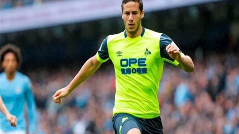 رمضان صبحي يقترب