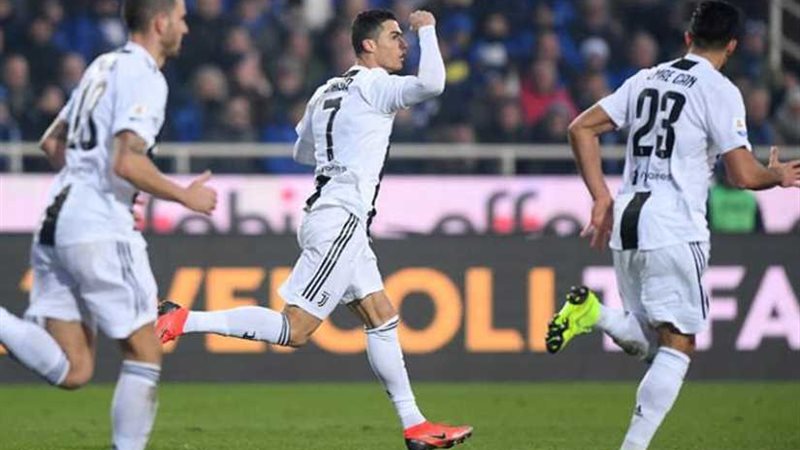 رونالدو يخطف تعادلاً