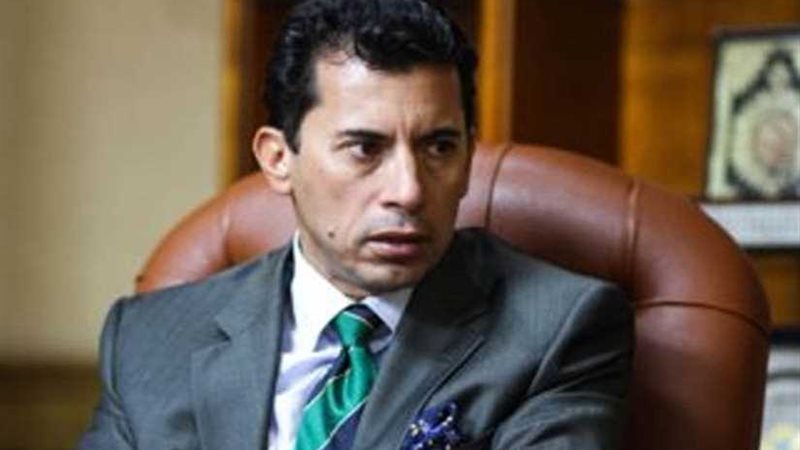 وزير الرياضة يشهد