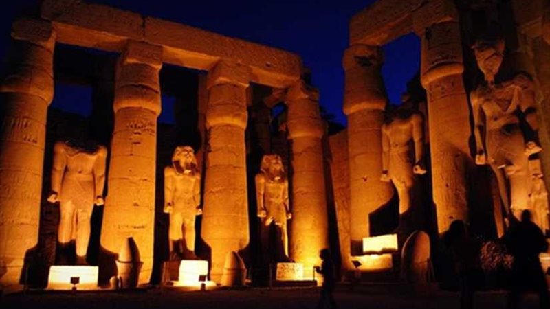 عرض الصوت والضوء