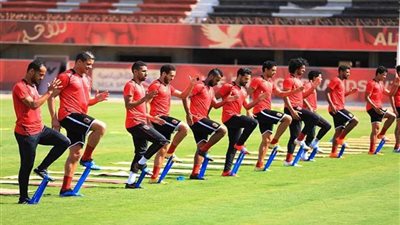 الأهلي يبدأ استعداداته لمواجهة بيراميدز الحاسمة