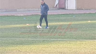 لاسارتي يعرب عن استيائه من ملعب التتش