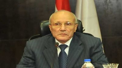وزير الإنتاج الحربي يستعرض معدلات الأداء للشركات خلال 