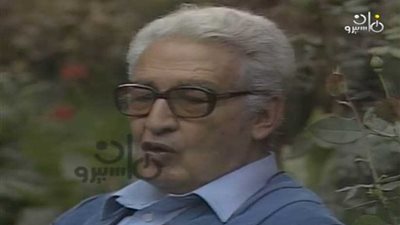 لقاء نادر لإحسان عبدالقدوس ببرنامج 