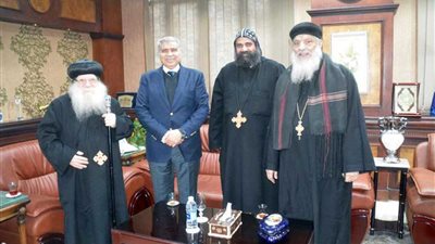محافظ المنيا يستقبل وفد مطرانية بني مزار