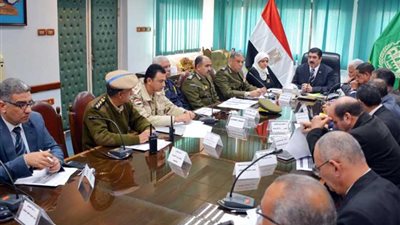 القليوبية تناقش استعدادات التدريب العملي لمجابهة الأزمات والكوارث صقر 41