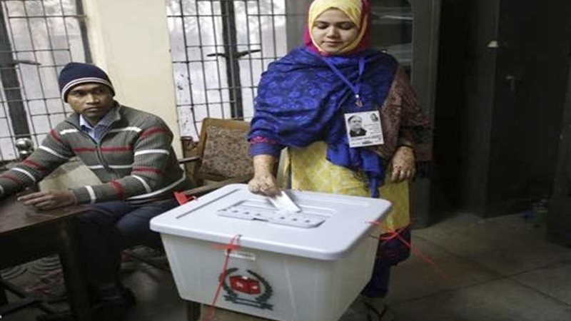 بدء عملية الاقتراع