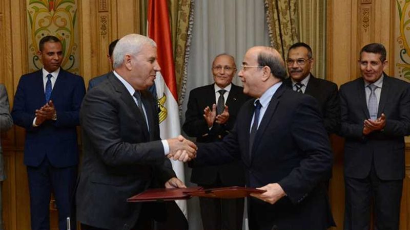 العصار ومحافظ مطروح