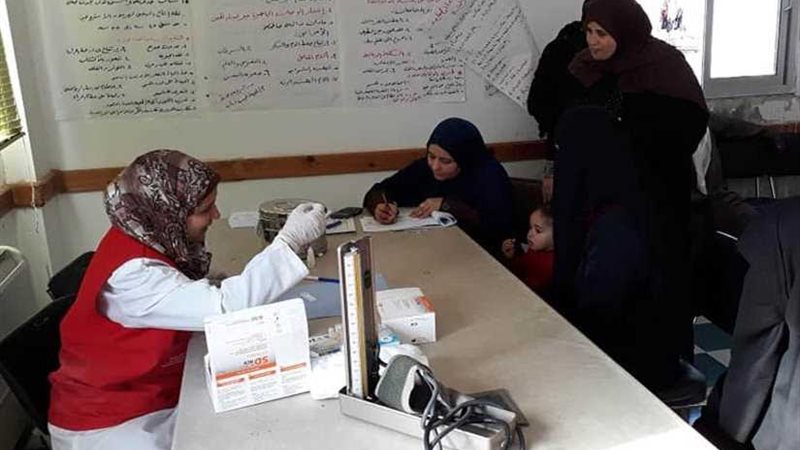 فحص 4824 مواطنا في