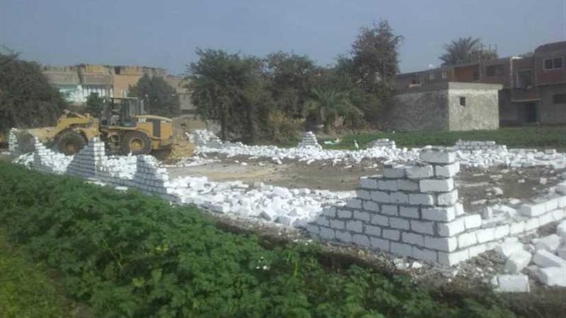 إزالة 97 تعديا على