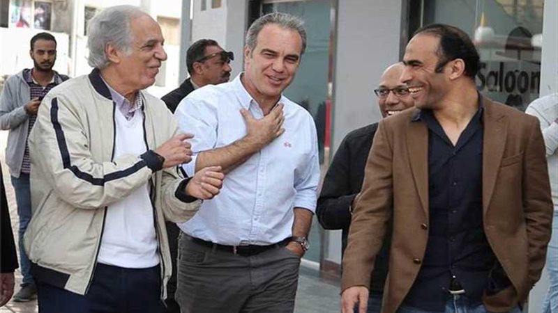 لاسارتي يصل الأهلي