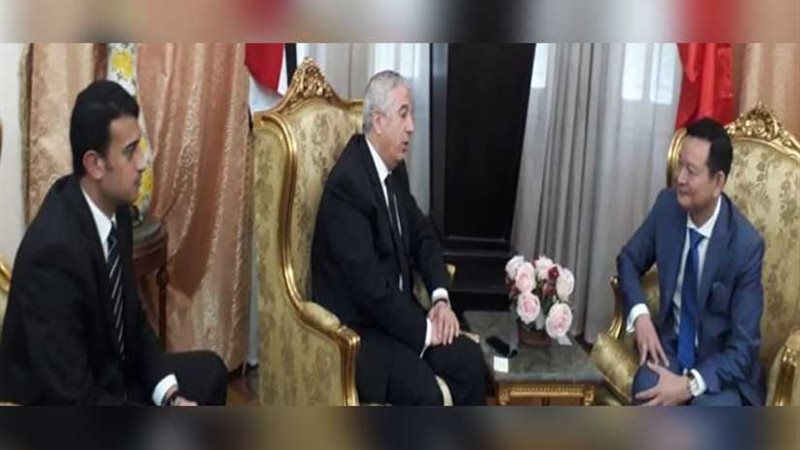 نواب العلاقات الخارجية