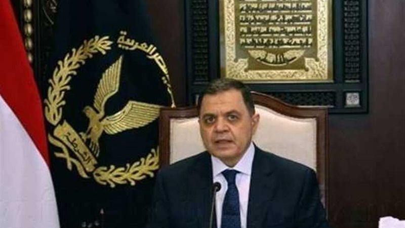 وزير الداخلية يوجه