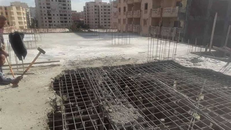 حي العجمي يتصدى لمخالفات