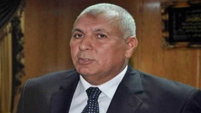 محافظ الوادي الجديد يكشف تنفيذ اول مشروع استثماري لزراعة الجوجوبا