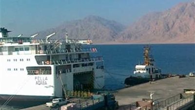 إغلاق موانئ السويس لسوء الأحوال الجوية