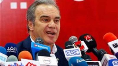 لاسارتي يُعلن قائمة الأهلي لمباراة بيراميدز