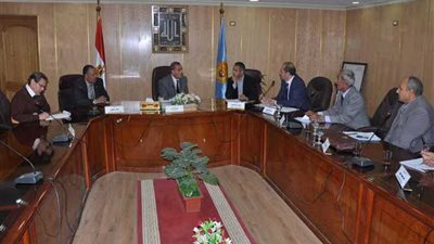 طرح 38 سيارة مبردة لمواجهة البطالة بأسيوط