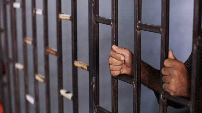 السجن 15 عاما لمزارع