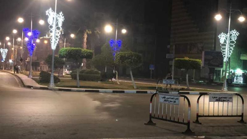 القاهرة تتزين للاحتفال