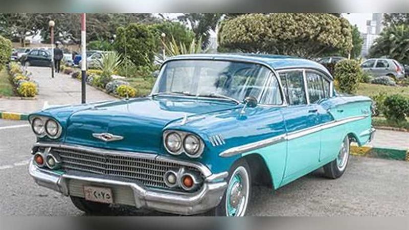 الري تُجدد سيارة