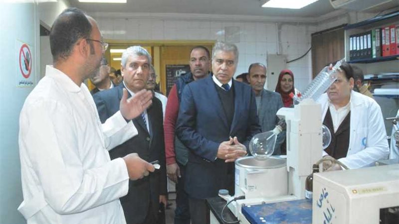 محافظ المنيا يتابع