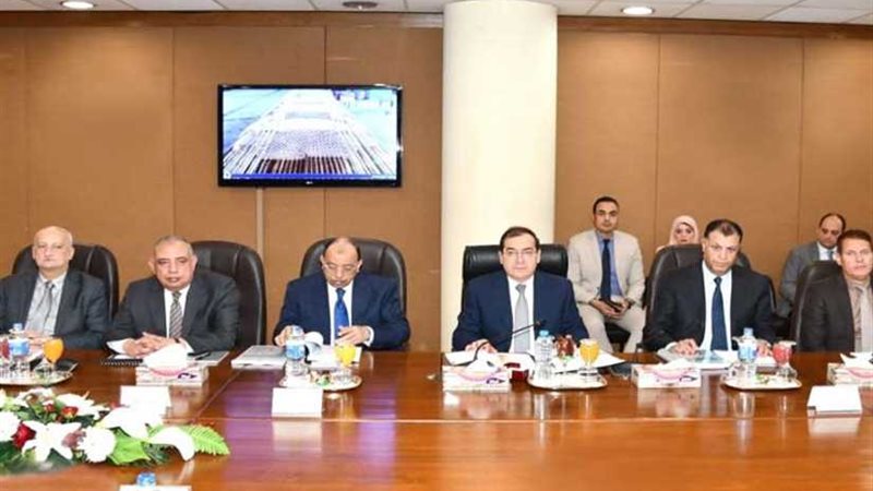 الملا يعتمد الموازنات