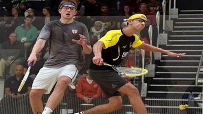 عسل وهانيا يتأهلان لنهائي إنجلترا المفتوحة للناشئين للإسكواش