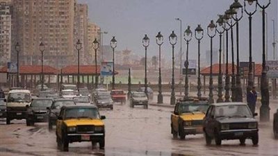 أمطار غزيرة على الثغر مع استمرار إغلاق بوغازي الإسكندرية والدخيلة
