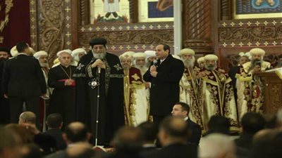 فنانون ومبدعون:افتتاح مسجد وكاتدرائية العاصمة الجديدة مشهد يدعو للفخر