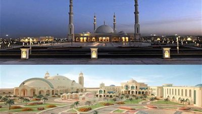 تسابق الإعلاميين لالتقاط الصور في كاتدرائية ومسجد العاصمة الإدارية