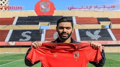 حسين الشحات: الحمد لله.. الأهلي فوق الجميع (صور)